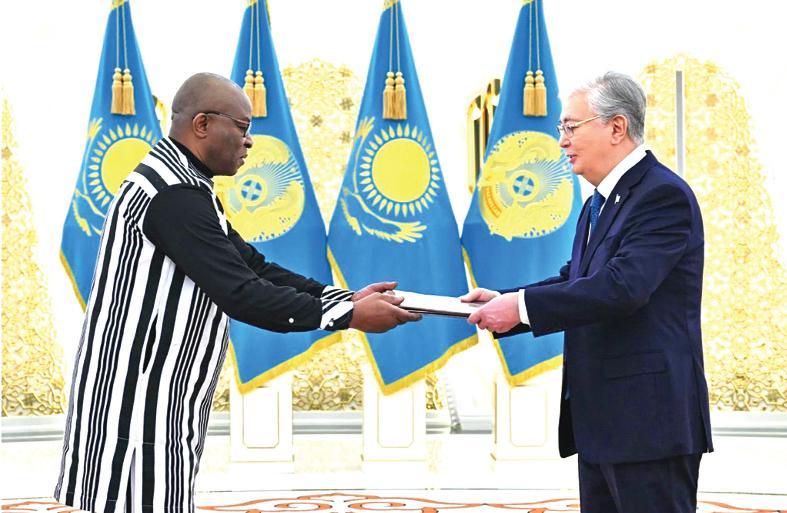 Coopération Burkina Faso-République du Kazakhstan: L’ambassadeur Aristide Ludovic Tapsoba présente ses lettres de créance au Président Kassym-Jomar Tokaiev Coopération Burkina Faso-République du Kazakhstan: L’ambassadeur Aristide Ludovic Tapsoba présente ses lettres de créance au Président Kassym-Jomar Tokaiev