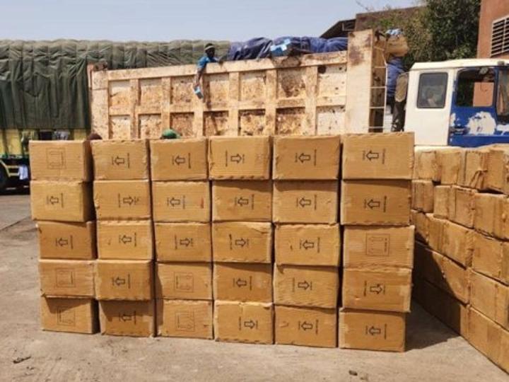 Lutte contre le trafic illicite : La douane burkinabè saisit des faux médicaments et de la drogue d'une valeur de 166 millions de FCFA Lutte contre le trafic illicite : La douane burkinabè saisit des faux médicaments et de la drogue d'une valeur de 166 millions de FCFA