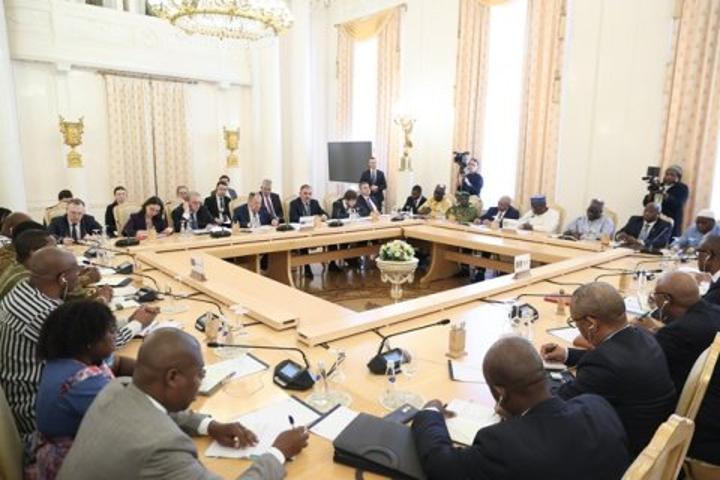 Lutte contre le terrorisme au Sahel : La Russie, « un allié sincère qui partage la même vision que nous », se réjouit l'AES Lutte contre le terrorisme au Sahel : La Russie, « un allié sincère qui partage la même vision que nous », se réjouit l'AES