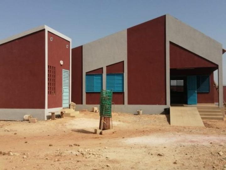 Bobo-Dioulasso : La SONATUR équipe le CSPS de Dogona et soutient les familles des héros tombés au front Bobo-Dioulasso : La SONATUR équipe le CSPS de Dogona et soutient les familles des héros tombés au front
