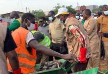 Engagement Citoyen Pour L’Assainissement À Ouagadougou Engagement Citoyen Pour L'Assainissement À Ouagadougou