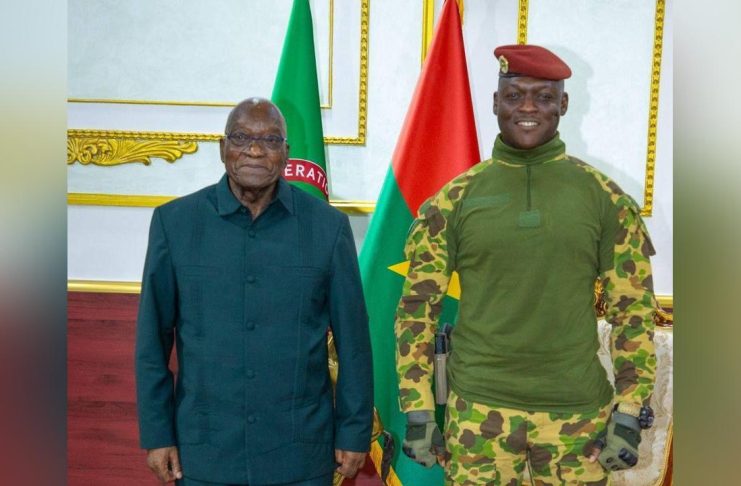 Traoré Rencontre Zuma, Ancien Président Sud-Africain Traoré Rencontre Zuma, Ancien Président Sud-Africain