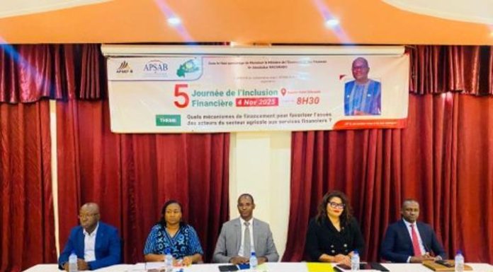 Accès au Financement Agricole en Inclusion Financière Accès au Financement Agricole en Inclusion Financière