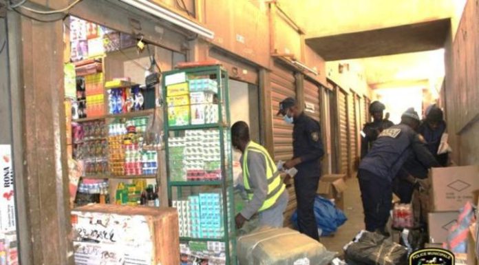 Saisie de 5 Tonnes de Médicaments Interdits à Ouagadougou Saisie de 5 Tonnes de Médicaments Interdits à Ouagadougou