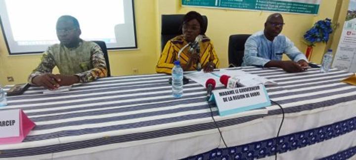 Burkina Oubri: Discussions pour projet zones blanches Burkina Oubri: Discussions pour projet zones blanches