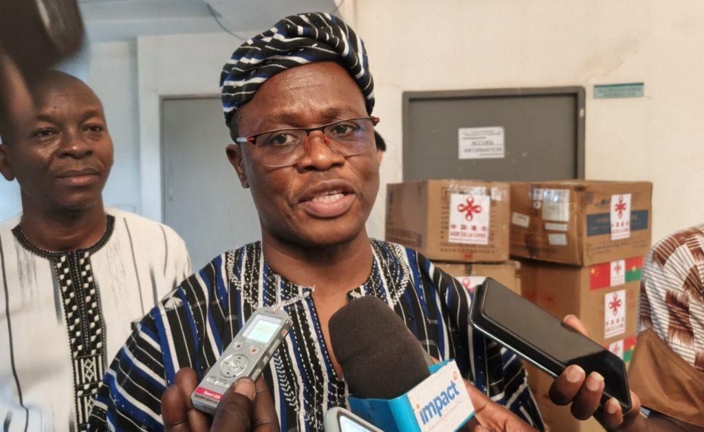 Chine Offre Matériel Médical de 120 Millions FCFA Chine Offre Matériel Médical de 120 Millions FCFA