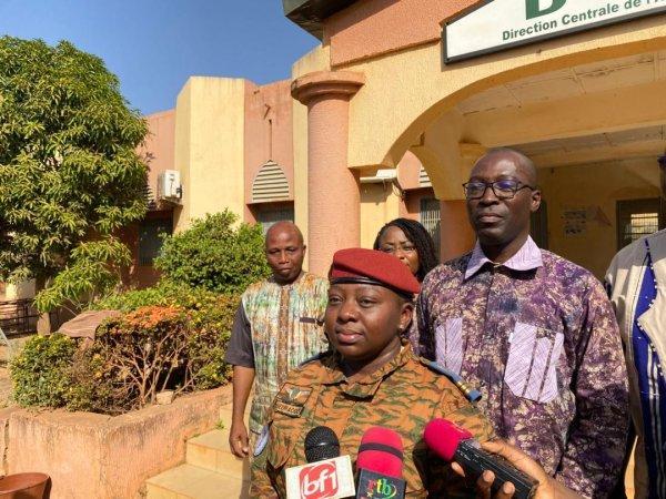 CHU Yalgado Offre 200 Bons de Soins aux Familles de Héros CHU Yalgado Offre 200 Bons de Soins aux Familles de Héros