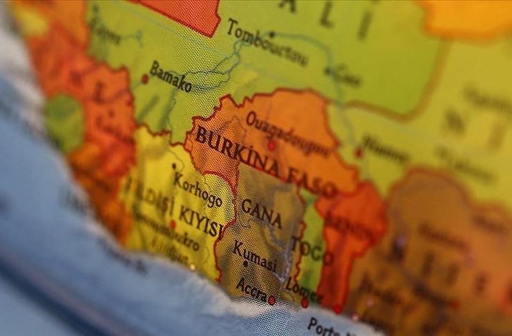 Réseau de corruption parmi douaniers et magistrats démantelé Réseau de corruption parmi douaniers et magistrats démantelé