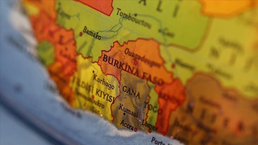 Réseau de corruption parmi douaniers et magistrats démantelé Réseau de corruption parmi douaniers et magistrats démantelé