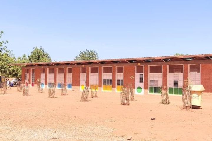 Zinguedeguin C École Bioclimatique Renforce Éducation Zinguedeguin C École Bioclimatique Renforce Éducation