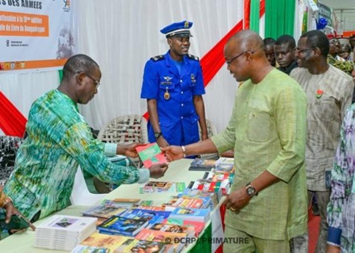 FILO 2025: Premier ministre appelle jeunesse à créer FILO 2025: Premier ministre appelle jeunesse à créer