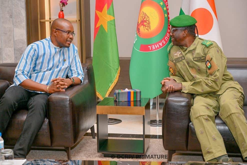 Coopération Culturelle Burkina Faso Niger au Festival de l’Aïr Coopération Culturelle Burkina Faso Niger au Festival de l’Aïr