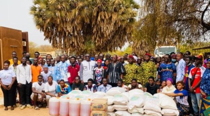 Ministère Humanitaire Offre Vivres aux Étudiants Vulnérables Ministère Humanitaire Offre Vivres aux Étudiants Vulnérables