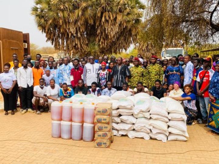 Ministère Humanitaire Offre Vivres aux Étudiants Vulnérables Ministère Humanitaire Offre Vivres aux Étudiants Vulnérables