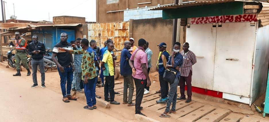 Occupation Anarchique des Voies Publiques: Sensibilisation de l'ONC-AC Occupation Anarchique des Voies Publiques: Sensibilisation de l'ONC-AC