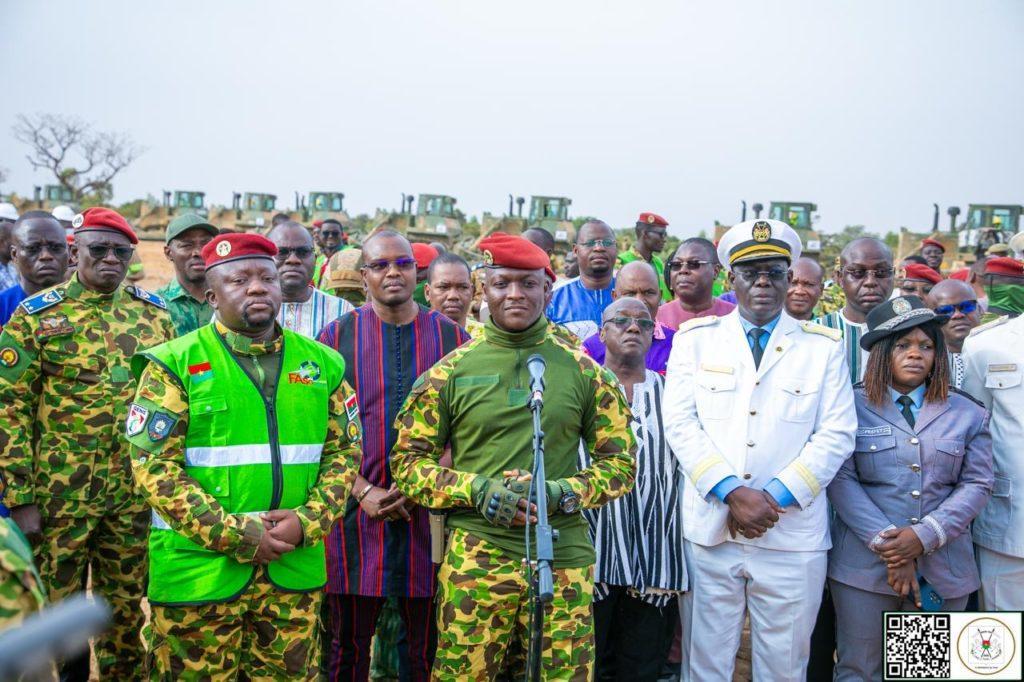 Autoroute Ouaga-Bobo: le Projet de Traoré Avance Autoroute Ouaga-Bobo: le Projet de Traoré Avance