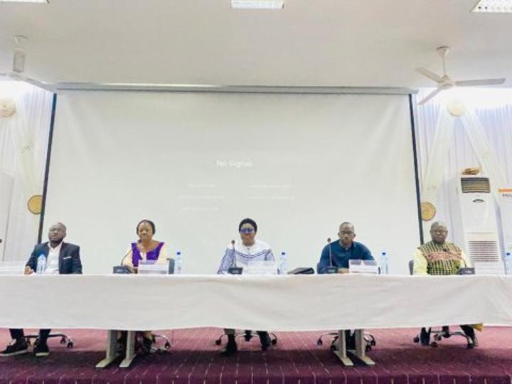 Camp D’Idéation D’Incub@Uo: Innovation Numérique Camp D’Idéation D’Incub@Uo: Innovation Numérique