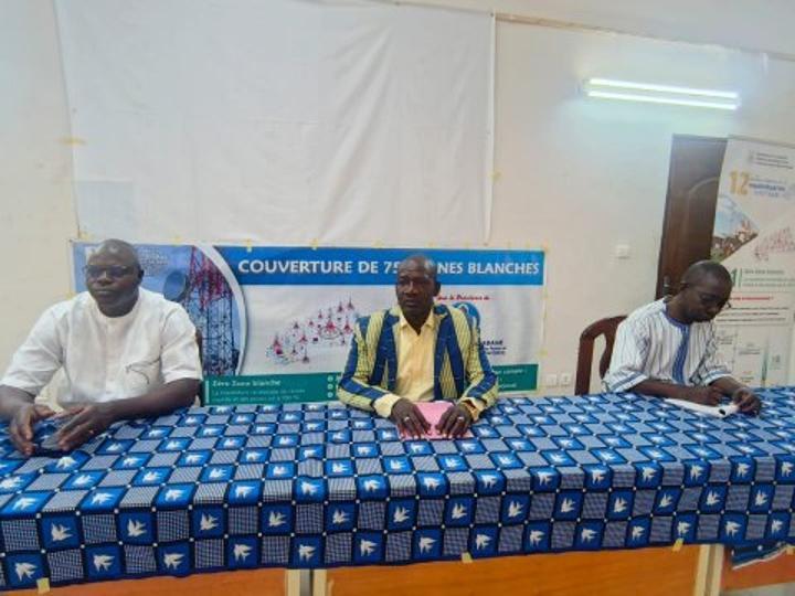 Déploiement Projet Couverture 750 Zones Blanches Déploiement Projet Couverture 750 Zones Blanches