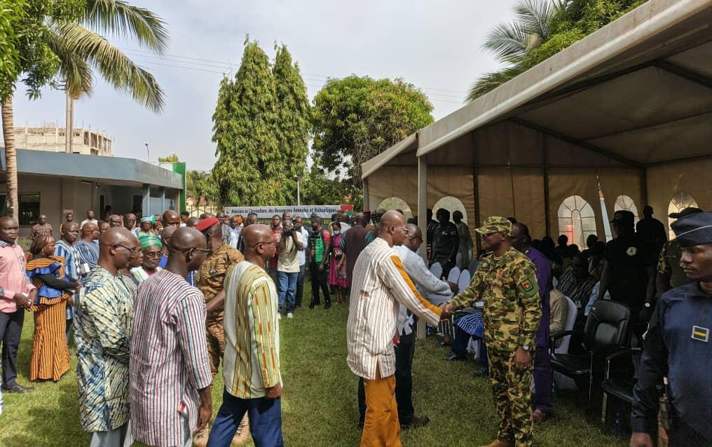 Agriculture et Élevage: 127 Agents Distingués Agriculture et Élevage: 127 Agents Distingués