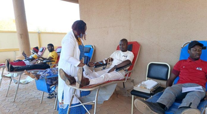 Sécurité Routière: Don de Sang pour Victimes d’Accidents Sécurité Routière: Don de Sang pour Victimes d'Accidents