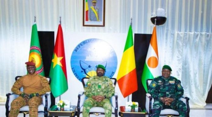 2e Session Collège Chefs d’État AES à Bamako 2e Session Collège Chefs d'État AES à Bamako