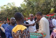 Rayonnement Extérieur: Diplomates Nationaux Honorés Rayonnement Extérieur: Diplomates Nationaux Honorés