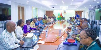 Dissolution des Partis et Adoption d’un Référentiel National Dissolution des Partis et Adoption d'un Référentiel National