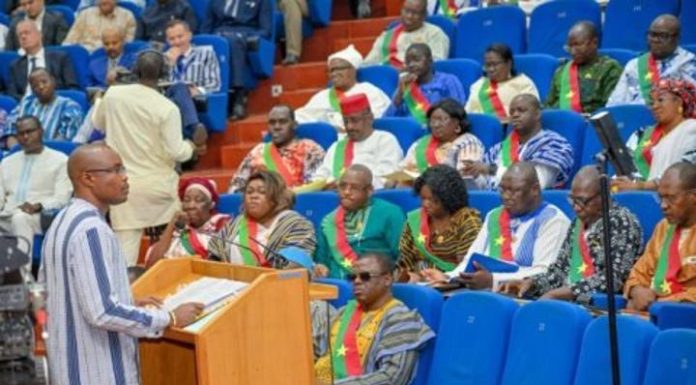 Discours Approuvé par les Députés sur la Nation Discours Approuvé par les Députés sur la Nation