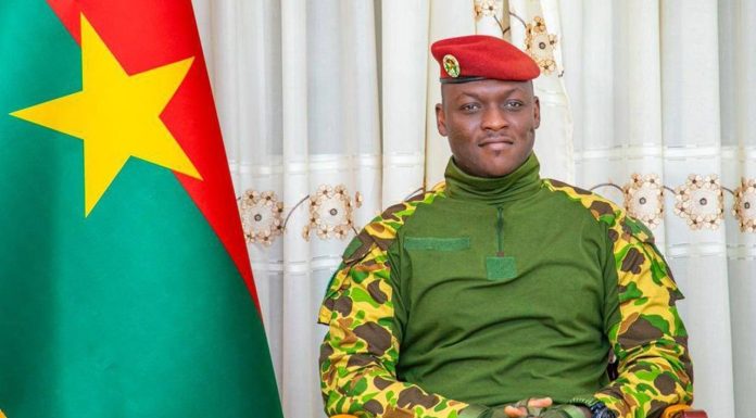 Dissolution des Partis au Burkina Faso et Organisation Politique Dissolution des Partis au Burkina Faso et Organisation Politique