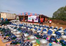 Djigouè et Ouéléni: Humanitaire Redonne Dignité et Espoir Djigouè et Ouéléni: Humanitaire Redonne Dignité et Espoir