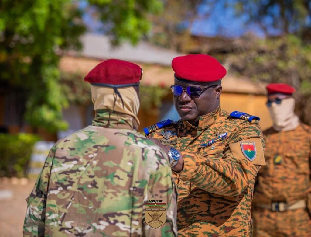 Nouveaux Opérateurs des Forces Spéciales Prêts à Servir Nouveaux Opérateurs des Forces Spéciales Prêts à Servir