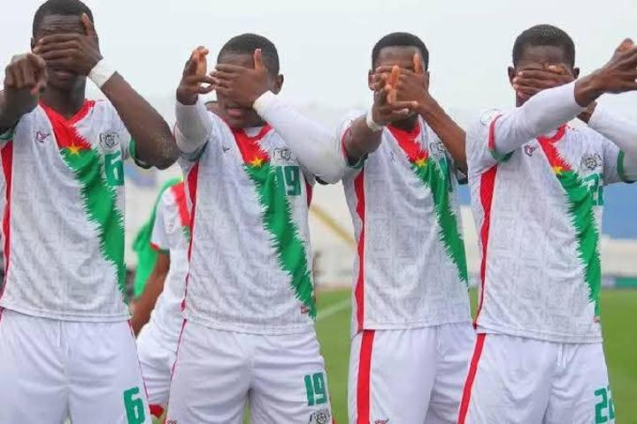 Immersion Patriotique Prochaine pour les Étalons Immersion Patriotique Prochaine pour les Étalons