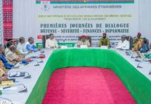 Premières Journées de Dialogue Défense-Sécurité Premières Journées de Dialogue Défense-Sécurité