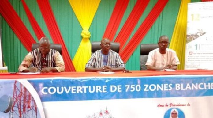 Zéro Zone Blanche: Projet Aux Autorités Zéro Zone Blanche: Projet Aux Autorités