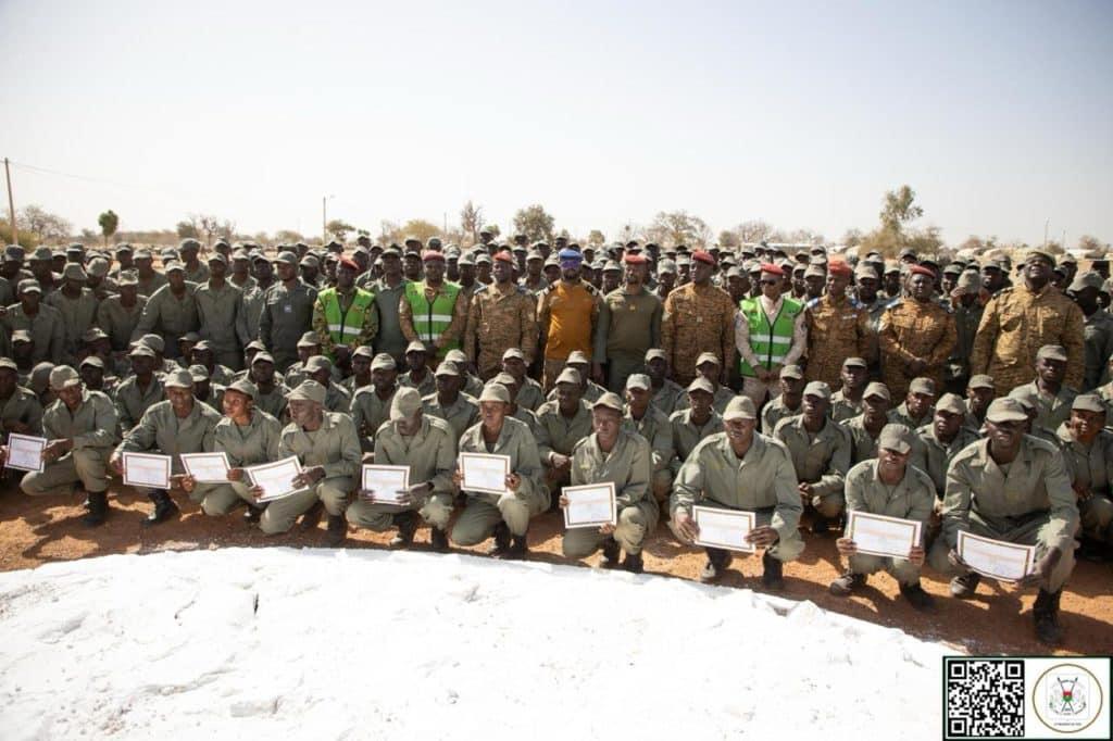 Agence Faso Mêbo: 710 VDP de Construction Opérationnels Agence Faso Mêbo: 710 VDP de Construction Opérationnels