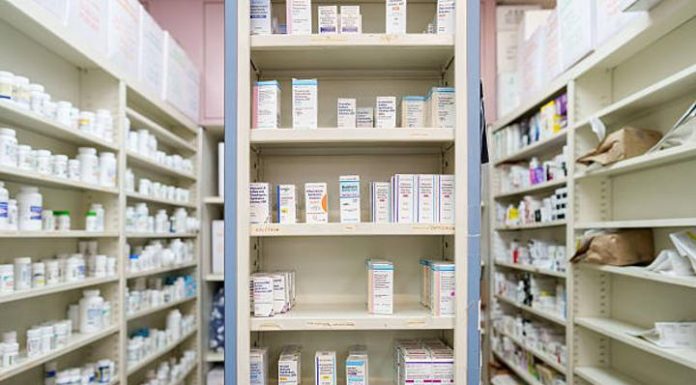 Guerre au Moyen-Orient et Crise Pharmaceutique Africaine Guerre au Moyen-Orient et Crise Pharmaceutique Africaine