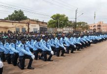 Nouveaux policiers prêts à servir le peuple Nouveaux policiers prêts à servir le peuple