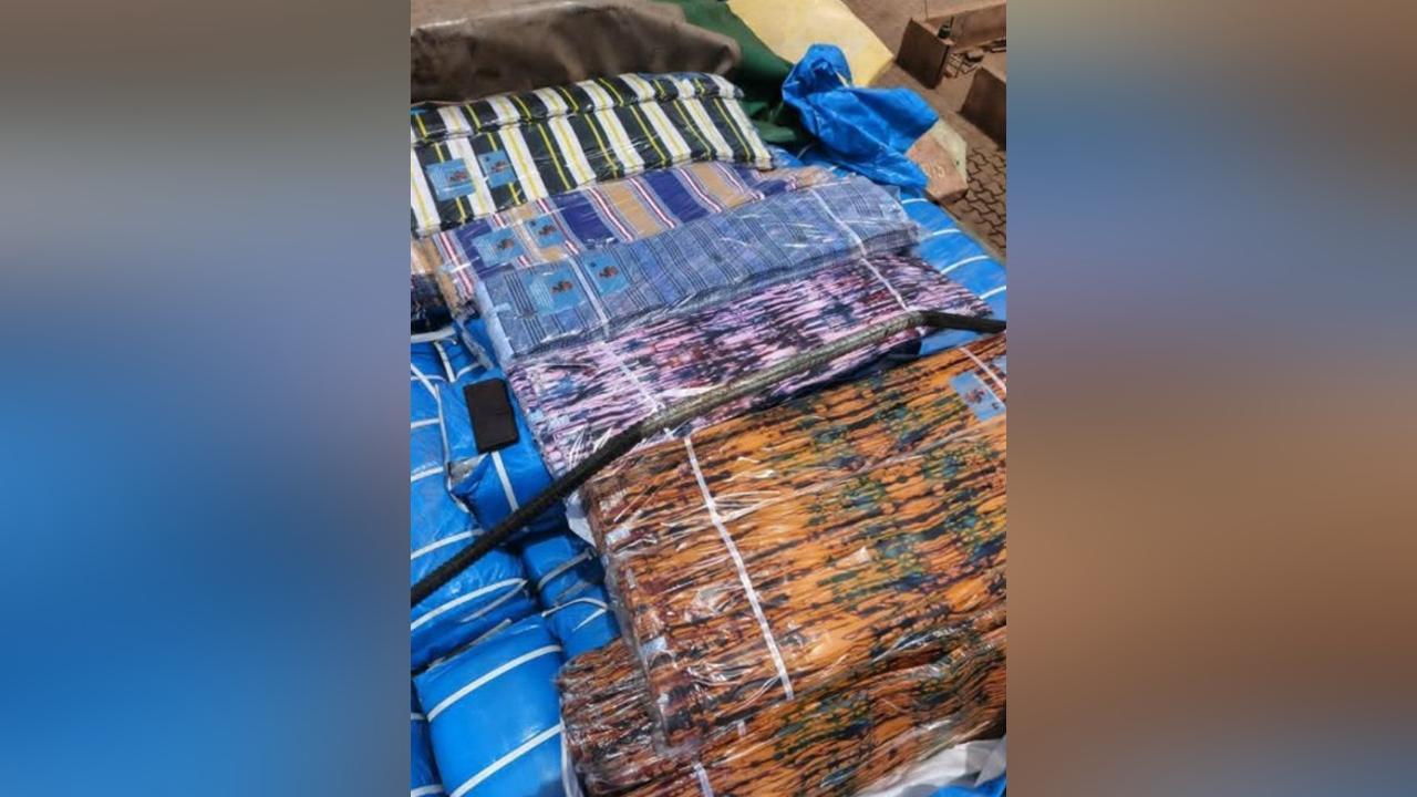 Douane Intercepte 312 000 Pagne Contrefaits au Burkina Douane Intercepte 312 000 Pagne Contrefaits au Burkina