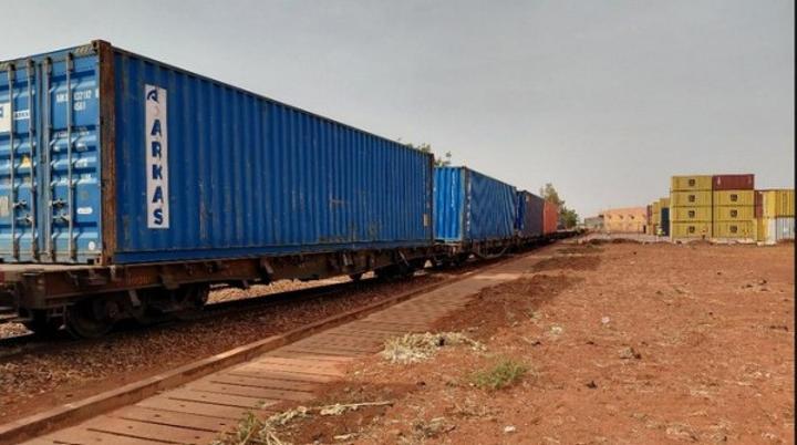 Ouverture D'un Corridor Pour Approvisionner Le Mali Ouverture D'un Corridor Pour Approvisionner Le Mali