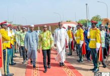 Manifeste de la Révolution Progressiste Disponible Manifeste de la Révolution Progressiste Disponible