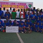 L’USFA reçoit son trophée de championne du Burkina Faso L’USFA reçoit son trophée de championne du Burkina Faso