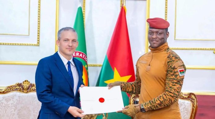 Traoré et Israël se Rapprochent à un Moment Clé Traoré et Israël se Rapprochent à un Moment Clé