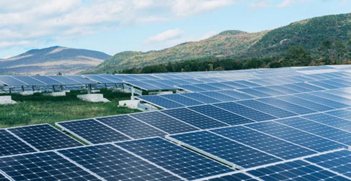 Monde : le marché de l’énergie solaire a atteint un niveau record de 175 gigawatts en 2021 (Rapport) Monde : le marché de l’énergie solaire a atteint un niveau record de 175 gigawatts en 2021 (Rapport)