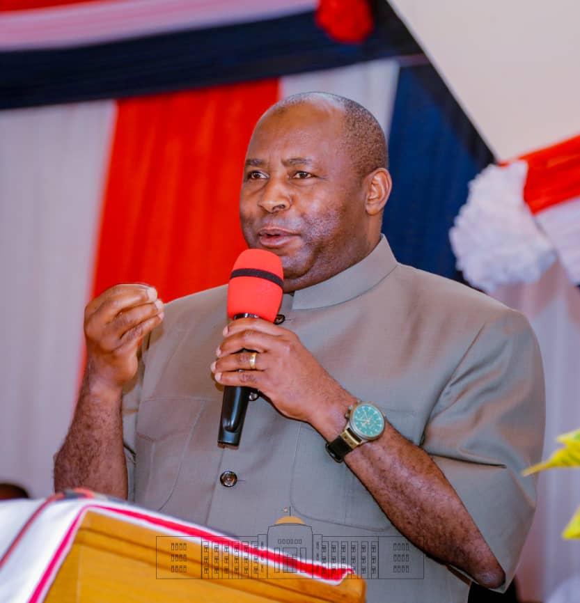 Le Chef de l’Etat appelle les croyants à persévérer dans l’amour, la cohésion et l’espérance; et à contribuer au développement du Burundi Le Chef de l’Etat appelle les croyants à persévérer dans l’amour, la cohésion et l’espérance; et à contribuer au développement du Burundi