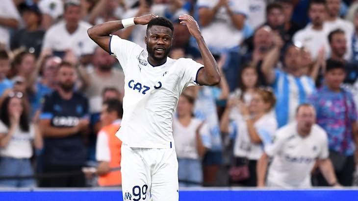 Ligue des Champions : battu en déplacement, le carton rouge infligé à Chancel Mbemba a changé la donne Ligue des Champions : battu en déplacement, le carton rouge infligé à Chancel Mbemba a changé la donne