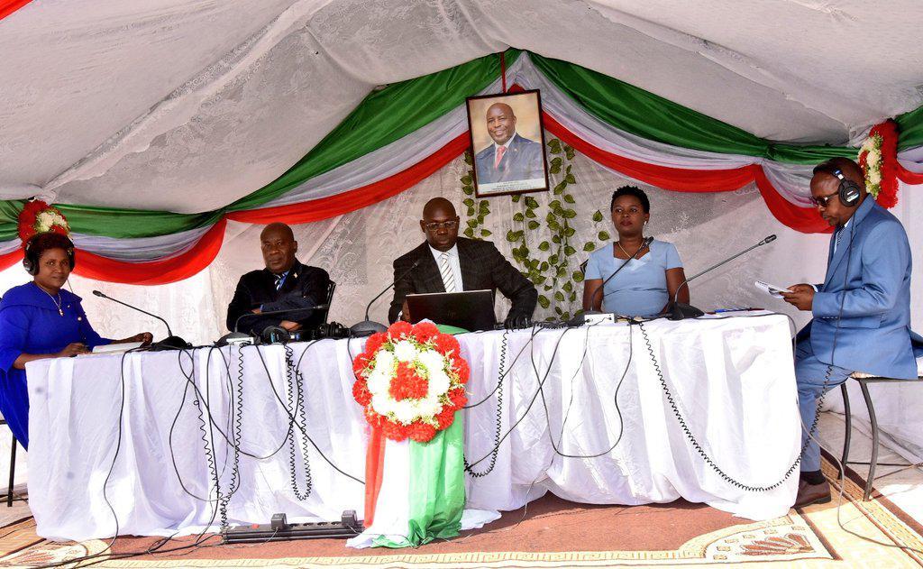 Les porte-paroles des institutions ont animé une émission publique à Kayanza