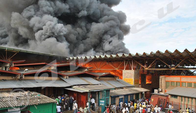 Synergie des médias : Incendie du marché central de Bujumbura, 10 ans en ruine, 10 ans de souffrance Synergie des médias : Incendie du marché central de Bujumbura, 10 ans en ruine, 10 ans de souffrance