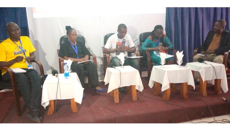 Génération Grands Lacs : La collaboration entre journalistes et médias de la sous-région est gage de la paix Génération Grands Lacs : La collaboration entre journalistes et médias de la sous-région est gage de la paix