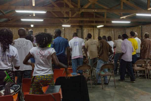 Prier les yeux et le cerveau fermés ? Prier les yeux et le cerveau fermés ?