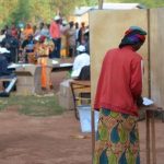 Les ÉLecteurs aux Urnes pour les Législatives Les ÉLecteurs aux Urnes pour les Législatives